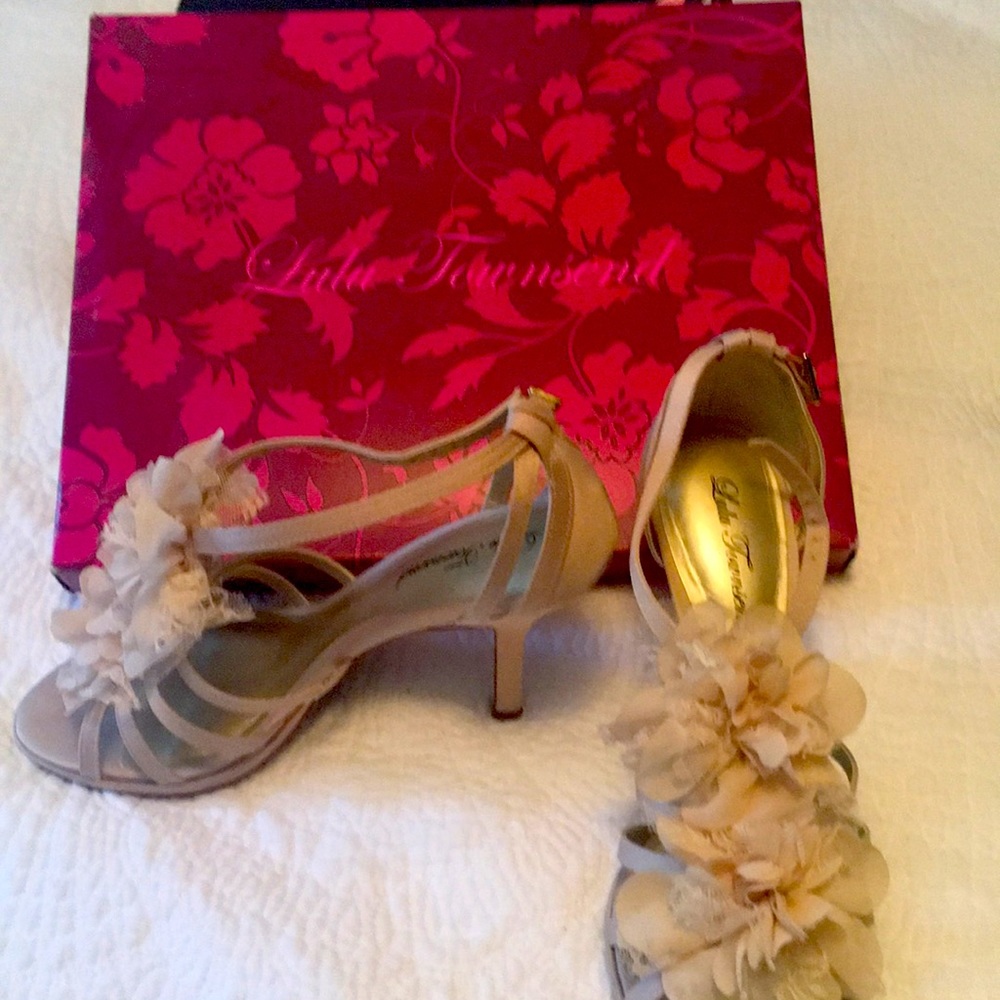 Fabulous 3.5 inch womens heel